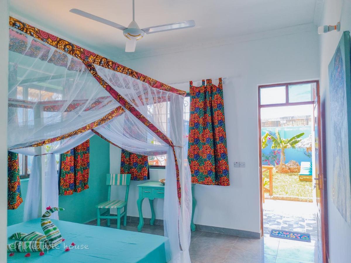 Pineapple House Bed & Breakfast Nungwi Luaran gambar