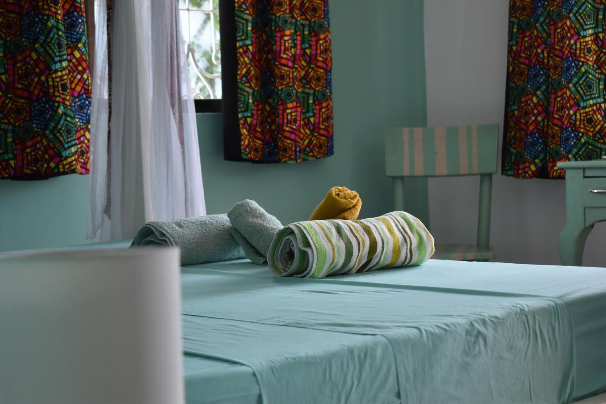 Pineapple House Bed & Breakfast Nungwi Luaran gambar
